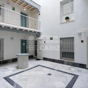 https://apartamento-el-mirador-del-paso-feel-cadiz.es-andalucia.com